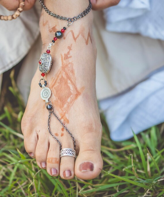 sandi crystal ball feet 4