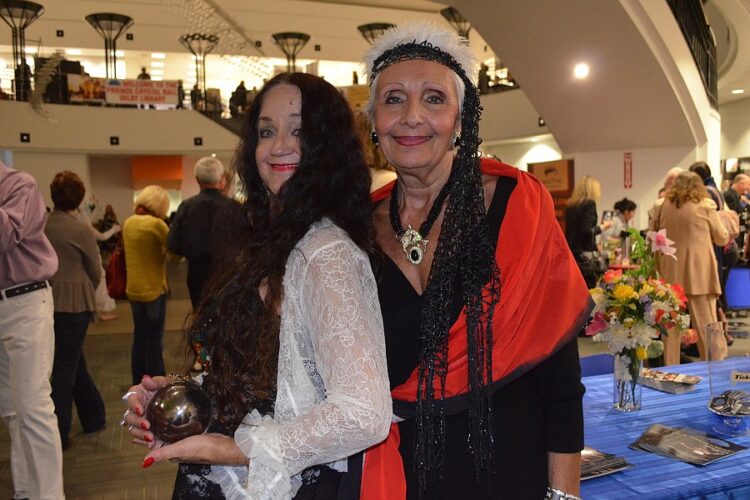 sandi crystal ball feet