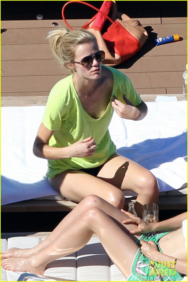 sandra decker feet 6