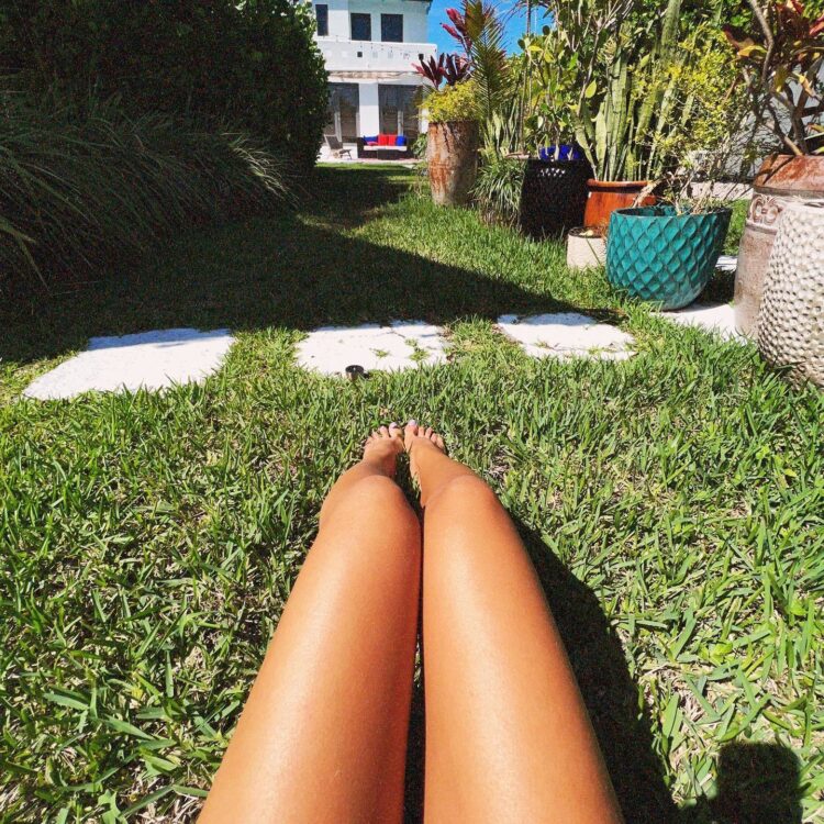 sandra gutierrez feet 3