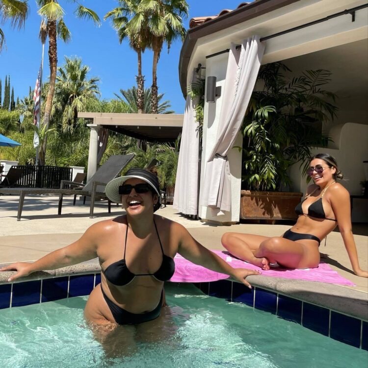 sandra gutierrez feet 6