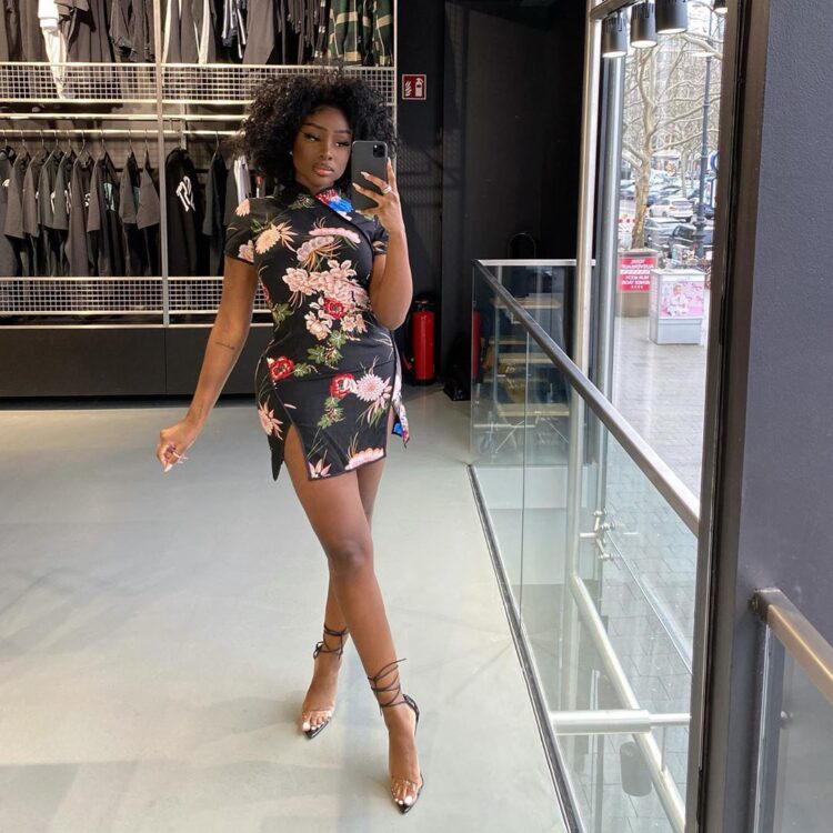 sandra lambeck feet 3