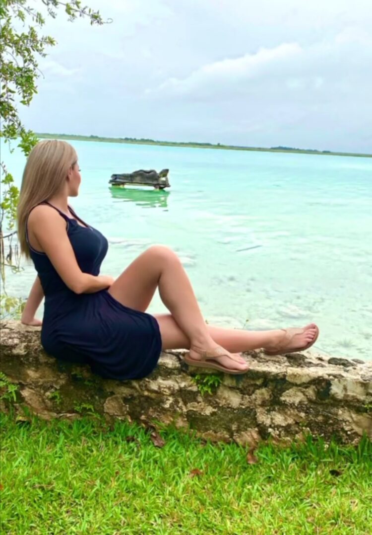 sandra sandoval feet 3