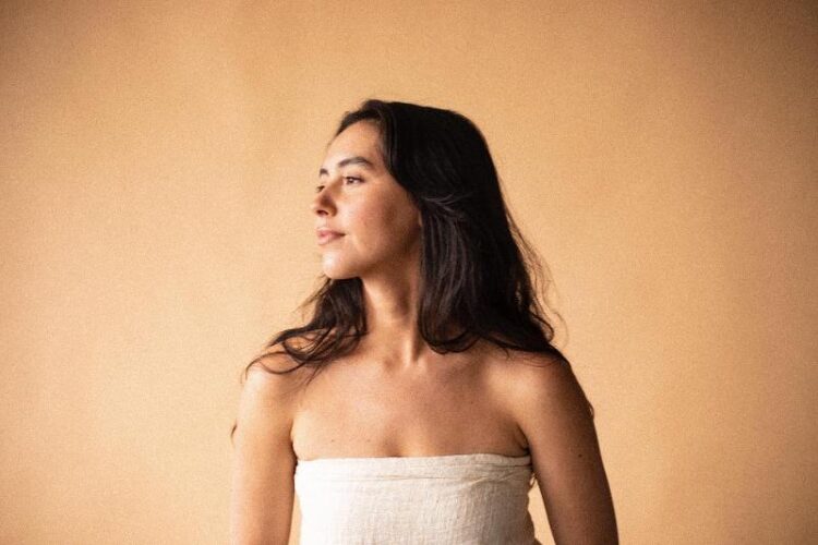 sandrayati fay feet 5