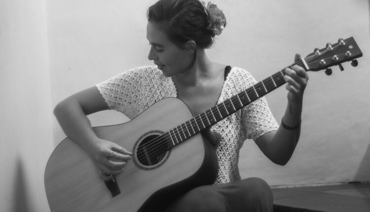 sandrayati fay feet 6