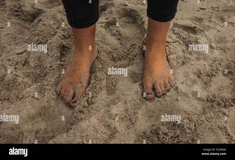 sandy summers feet 4