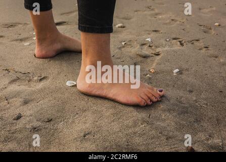 sandy summers feet 5