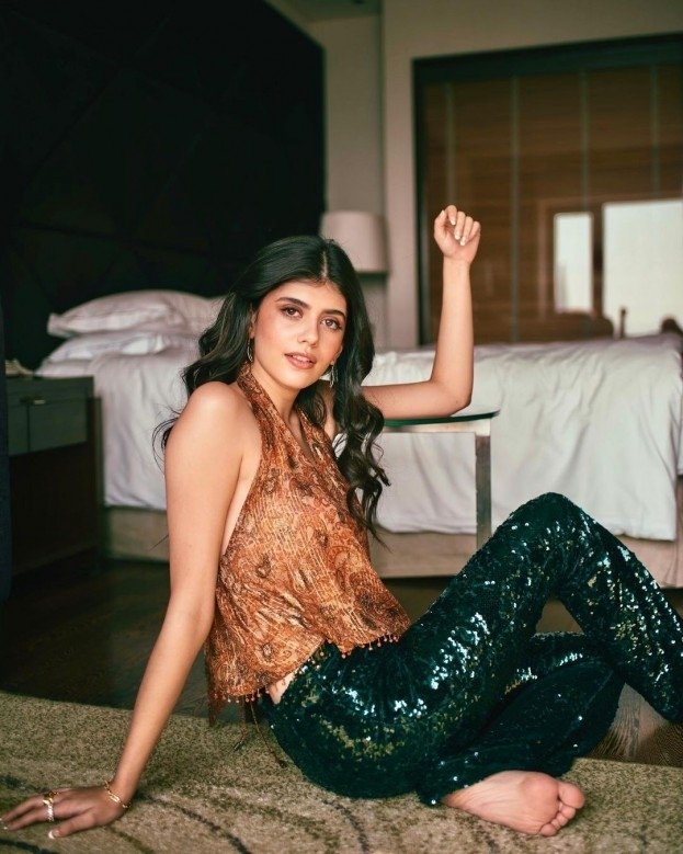 sanjana sanghi feet 2