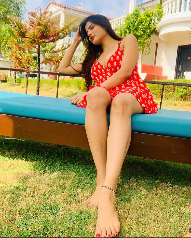 sanjana singh feet 2