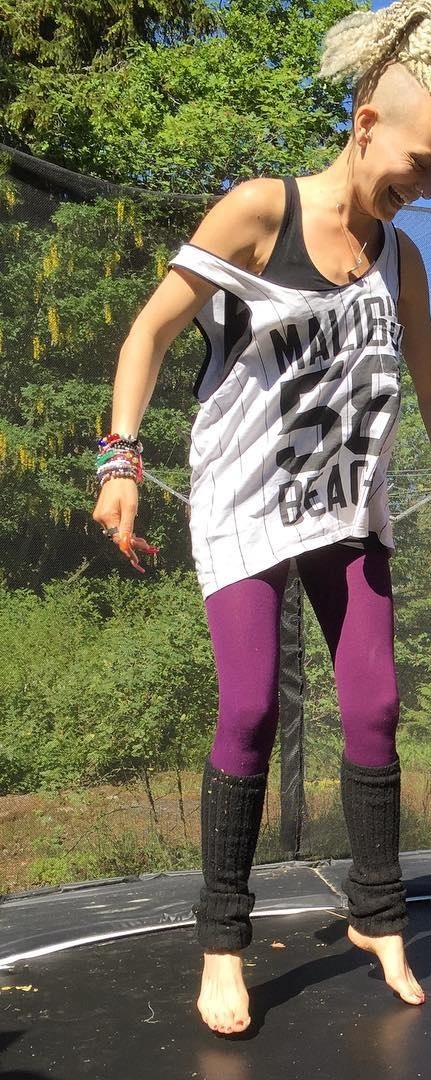 sanna brading feet 1