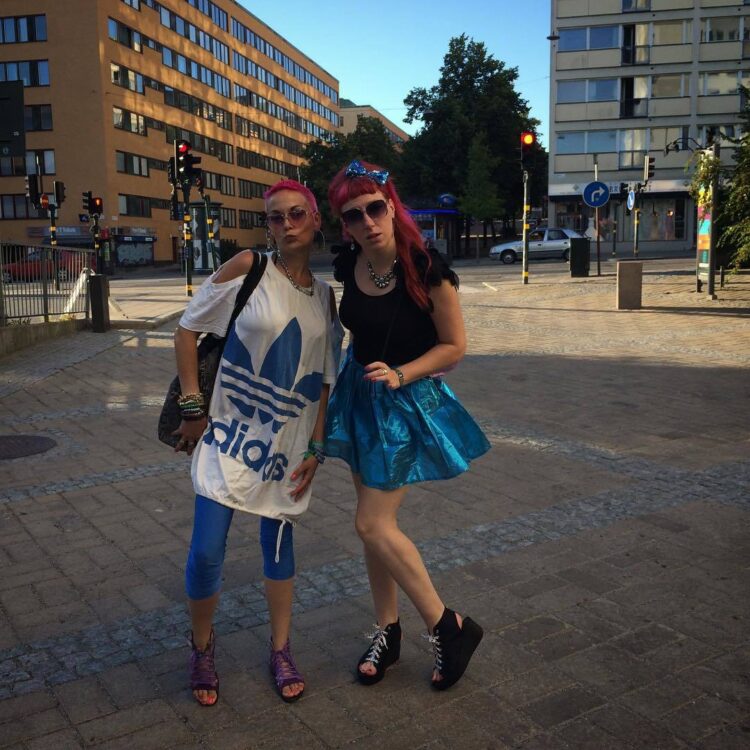 sanna brading feet 3