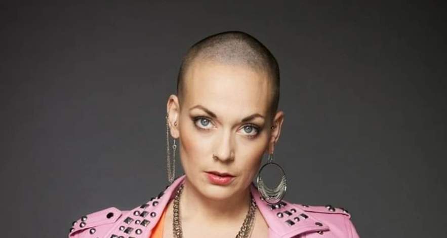 sanna brading feet 5