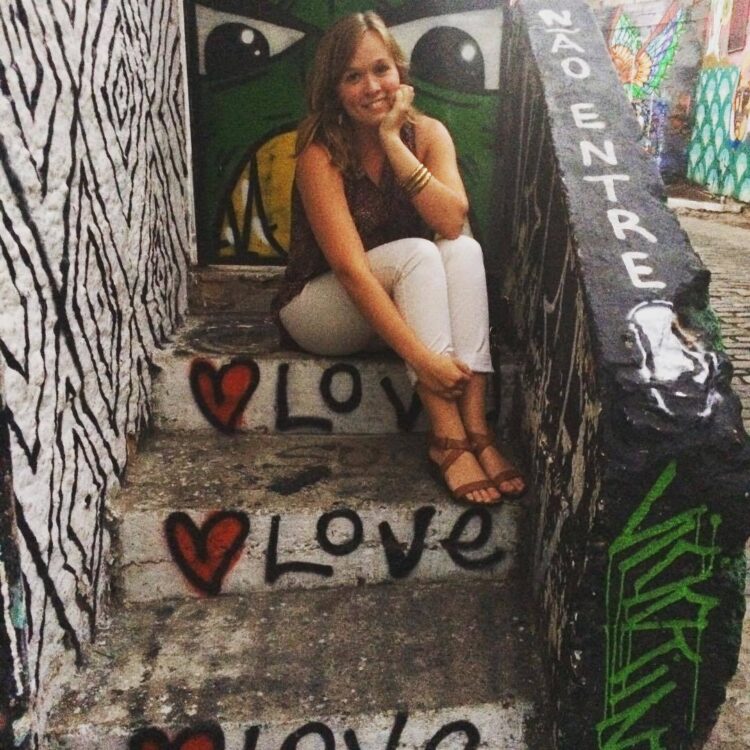 sanni mccandless feet