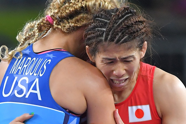 saori yoshida feet 1