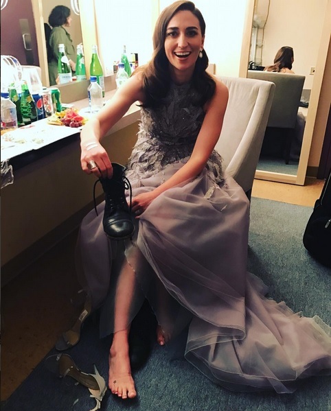 sara bareilles feet 2