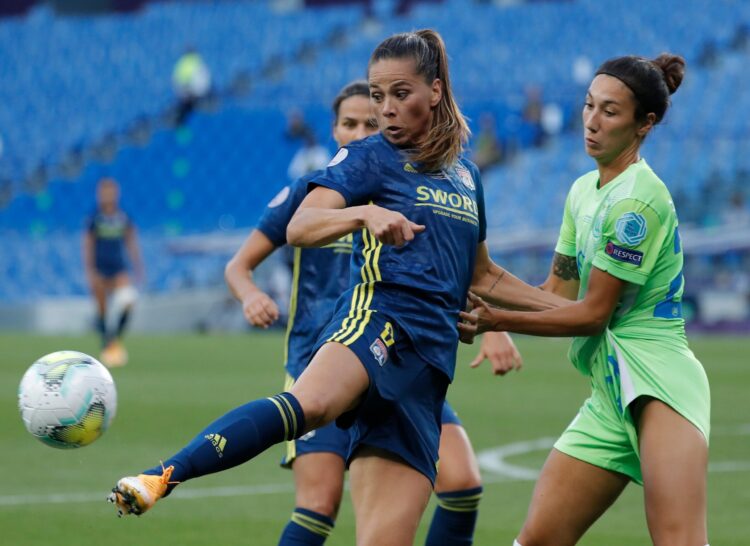 sara bjork gunnarsdottir feet 6 scaled