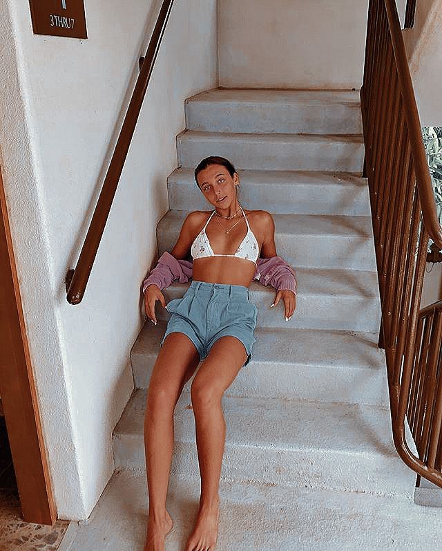 sara chamberlain feet 5