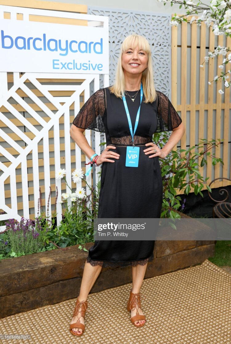 Sara Cox Feet