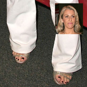 sara dallin feet 1