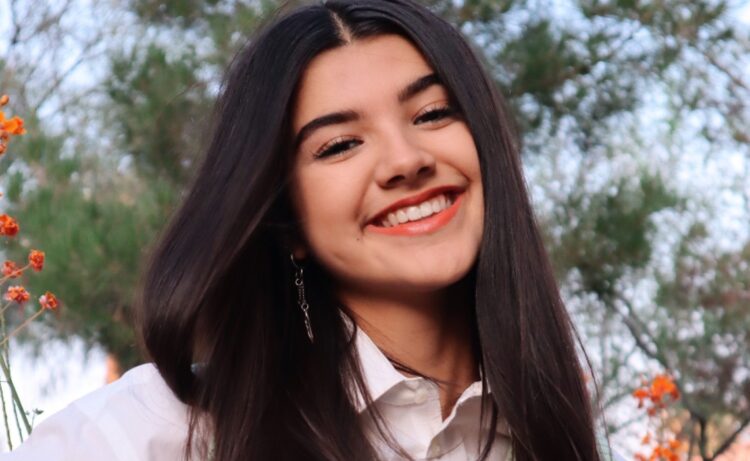 sara echeagaray feet 4