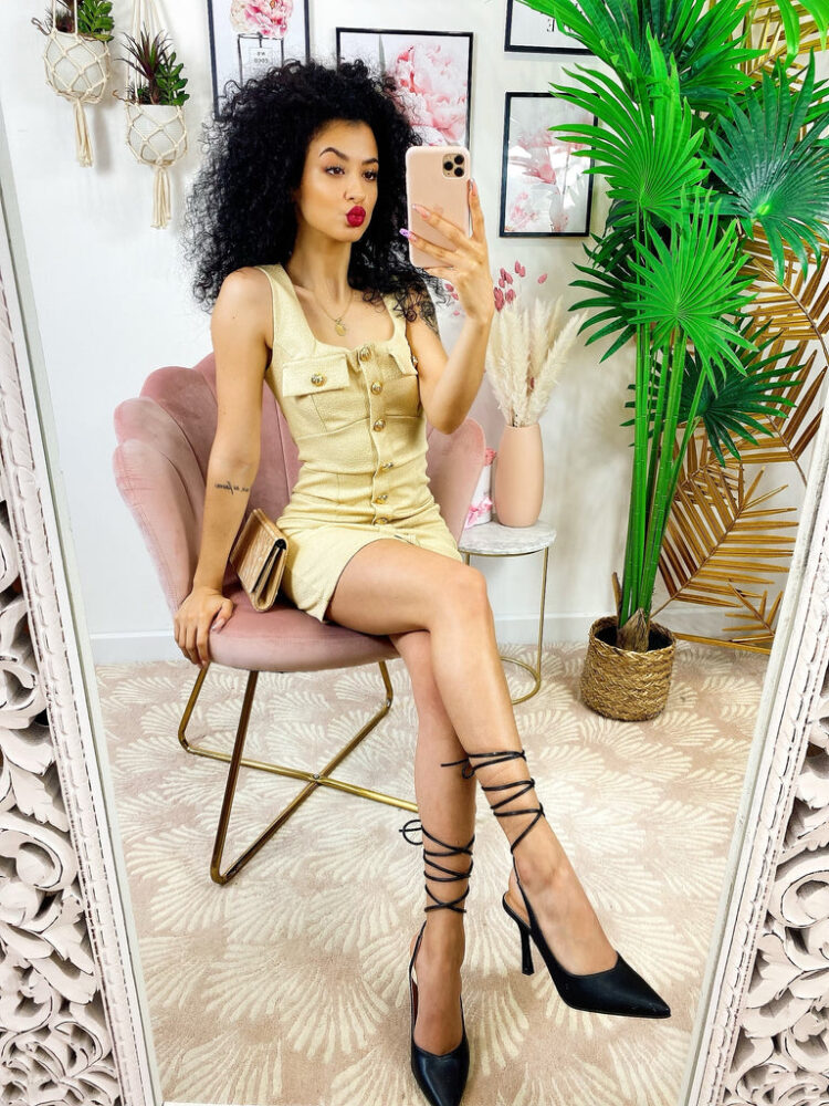 sara giuliani feet 1