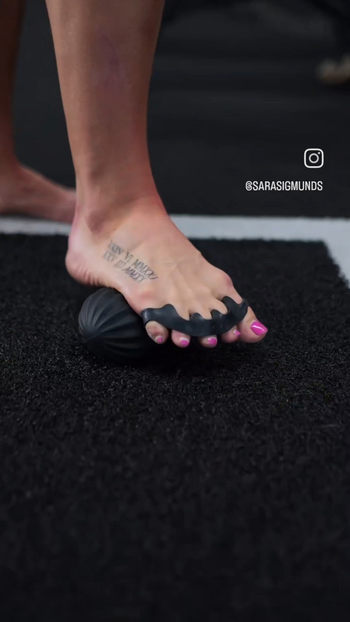 sara heimis feet 1