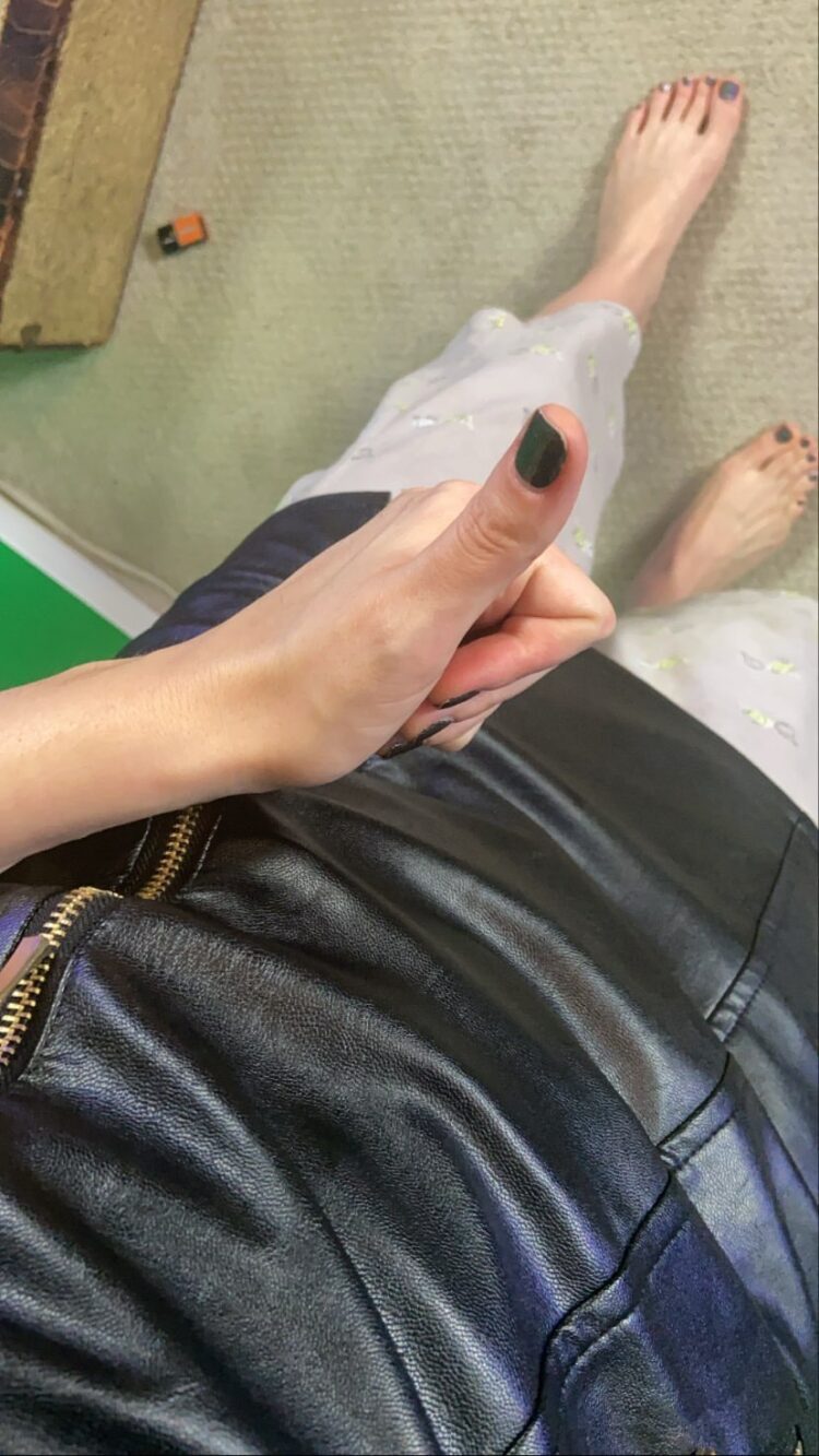 sara niemietz feet 1