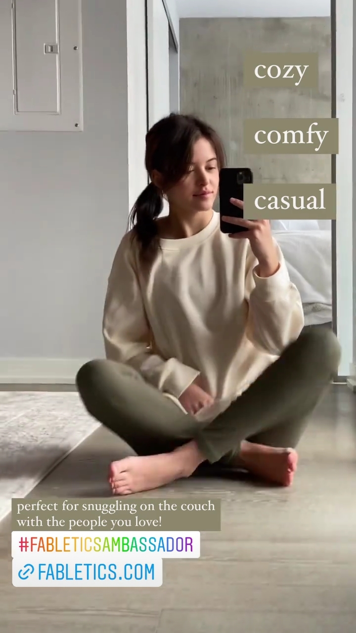 sara waisglass feet 3