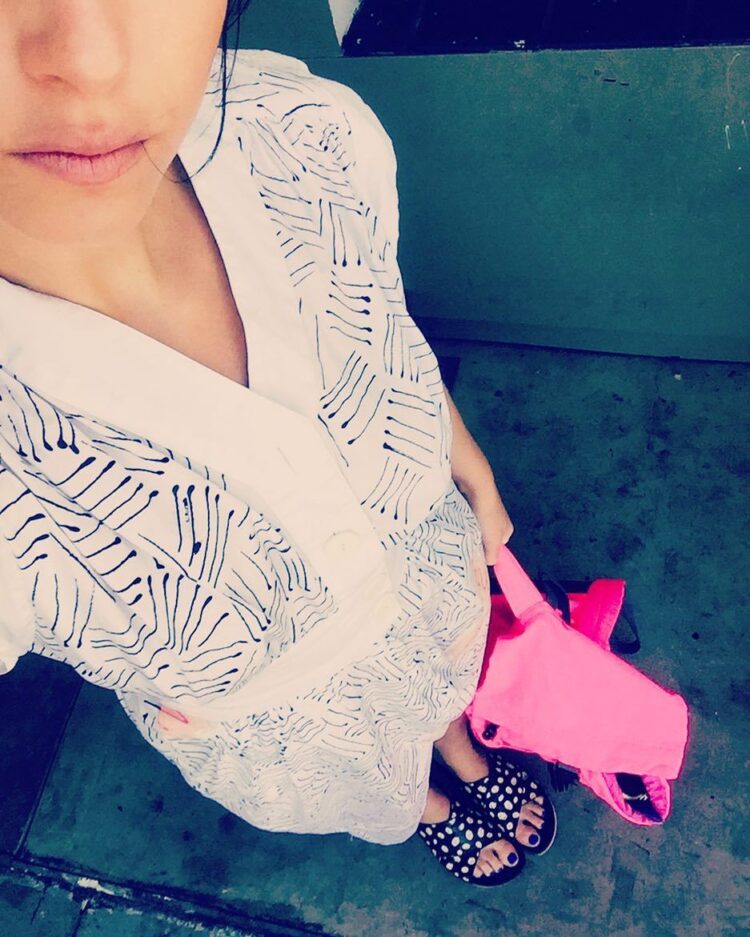 sara weinshenk feet 2