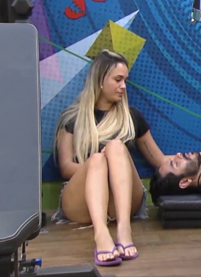 sarah andrade feet 3