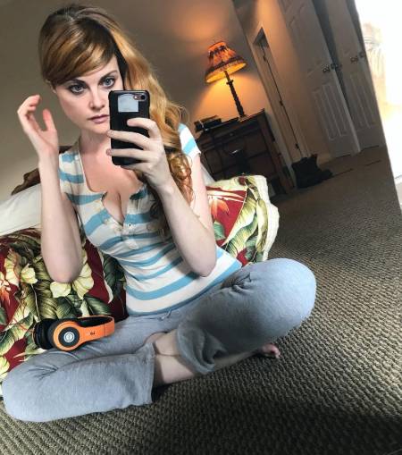 sarah beattie feet 4