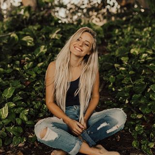 sarah beeston feet 2