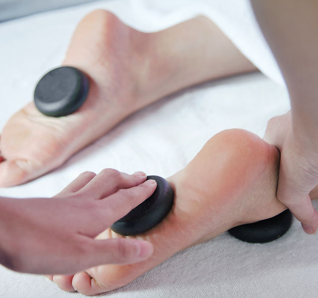 sarah caldwell feet 1