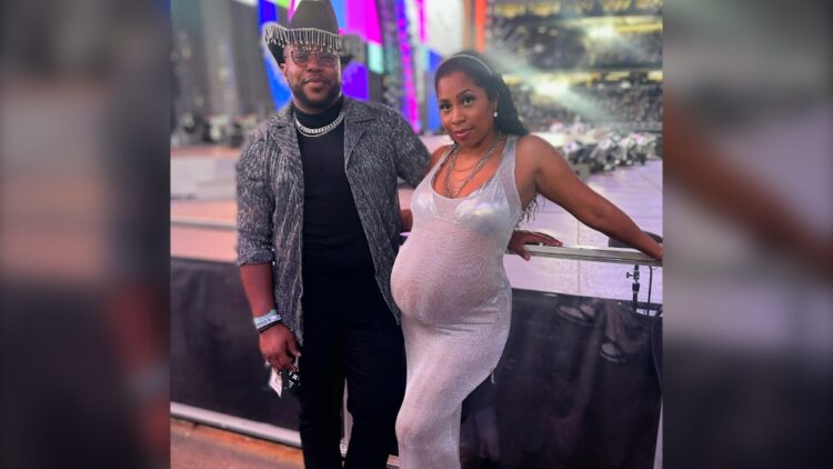 sarah francis jones feet 6