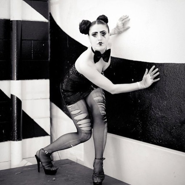 sarah greyson feet 3