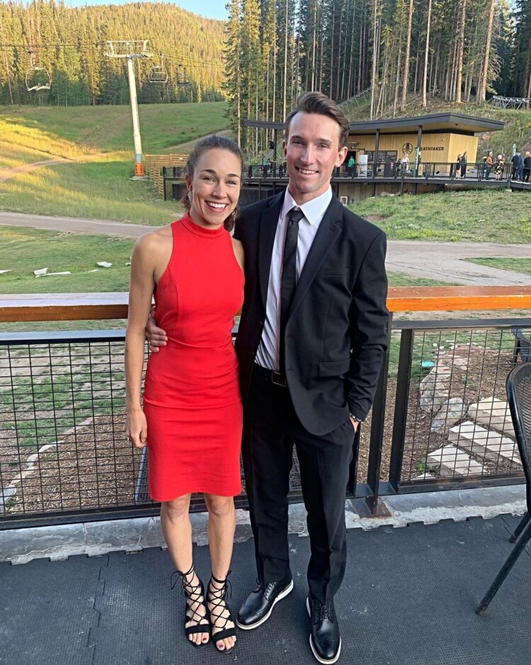 sarah hendrickson feet 2