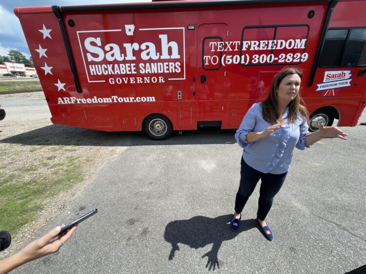 sarah huckabee sanders feet 6