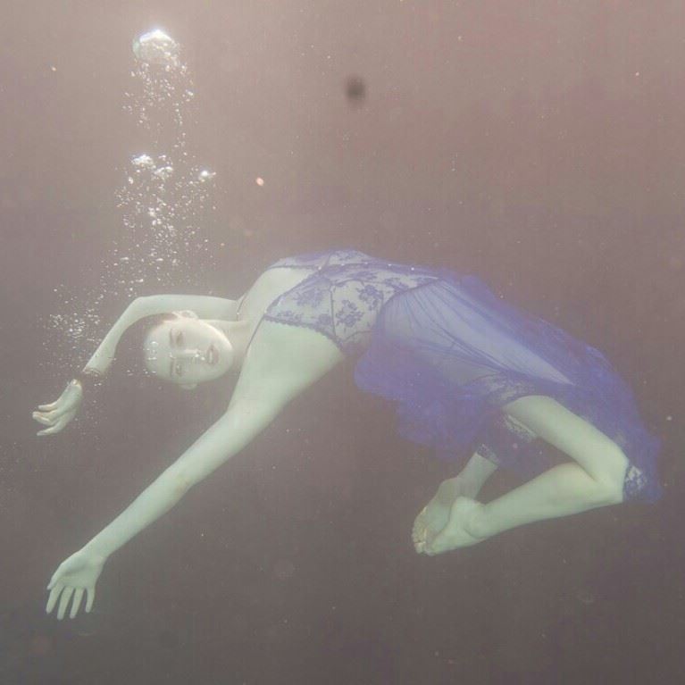 sarah kennedy feet 6