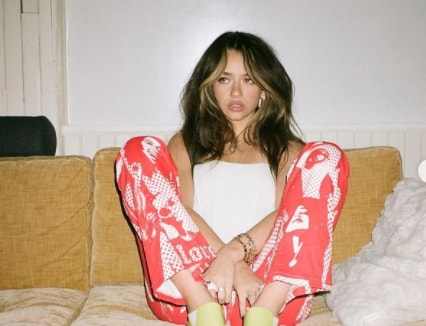 sarah khalifa feet 3