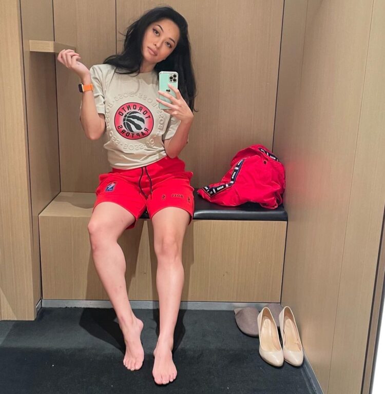 sarah lian feet 1