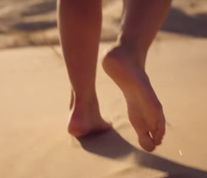 sarah mctaggart feet 1