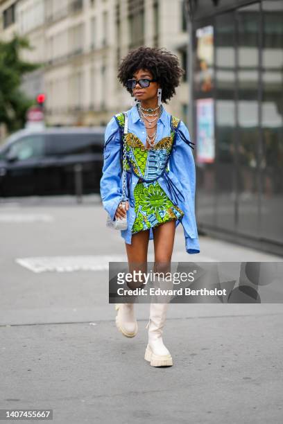 sarah monteil feet 3