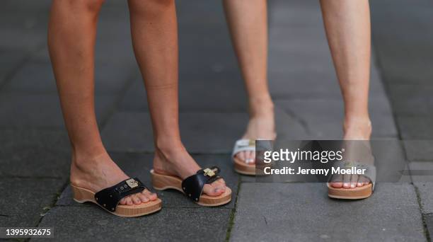 sarah monteil feet 5