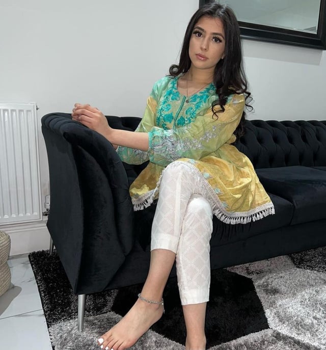 sarah nadeem feet 5