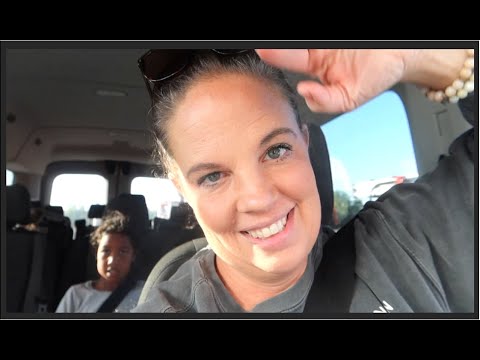 sarah ourtribeofmany feet 3