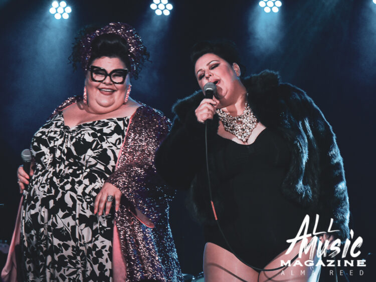 sarah potenza feet 5