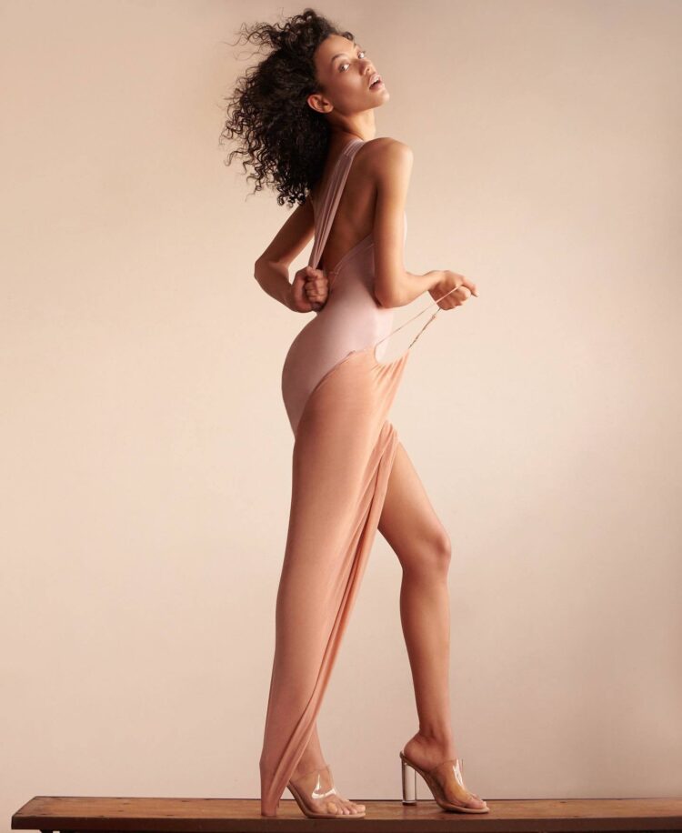 sarah rodriguez feet 1