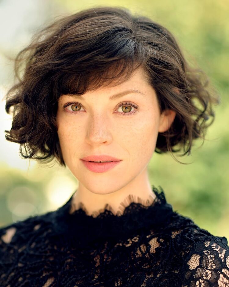 sarah schoenbeck feet 1