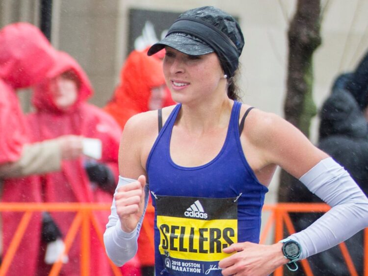 sarah sellers feet 3