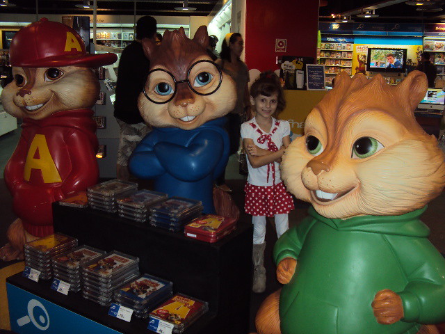 sarah stefano feet 1